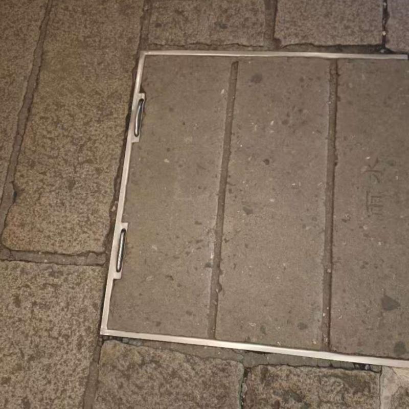 拉手型鋪裝井蓋